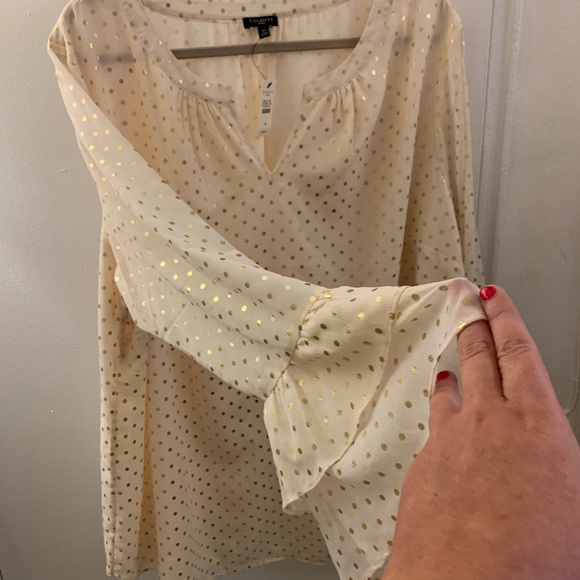 Ivory w/gold metallic dots ruffle sleeves 3X - Picture 3 of 6